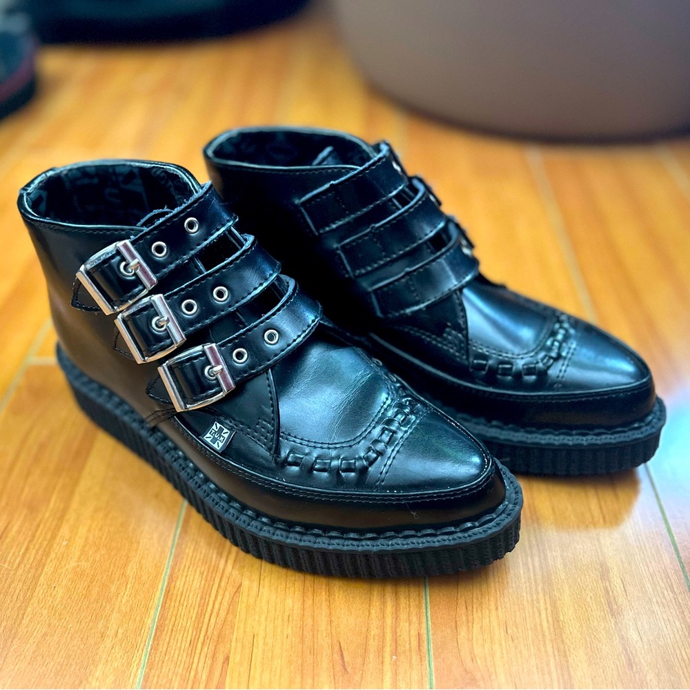 TUK Pointed Creeper Boot women’s 5